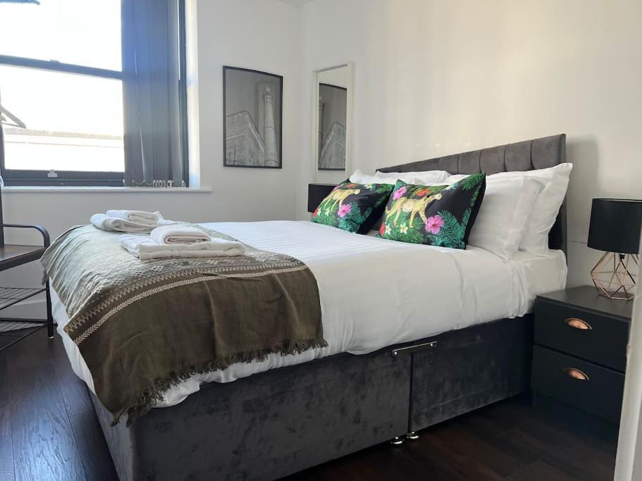 Mathew Street 1 Bed Apt Sleeps 6 利物浦 外观 照片