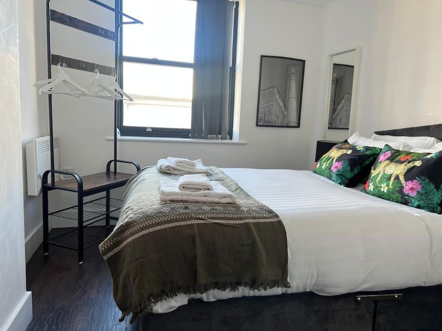Mathew Street 1 Bed Apt Sleeps 6 利物浦 外观 照片