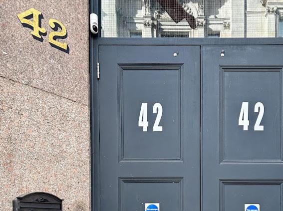 Mathew Street 1 Bed Apt Sleeps 6 利物浦 外观 照片